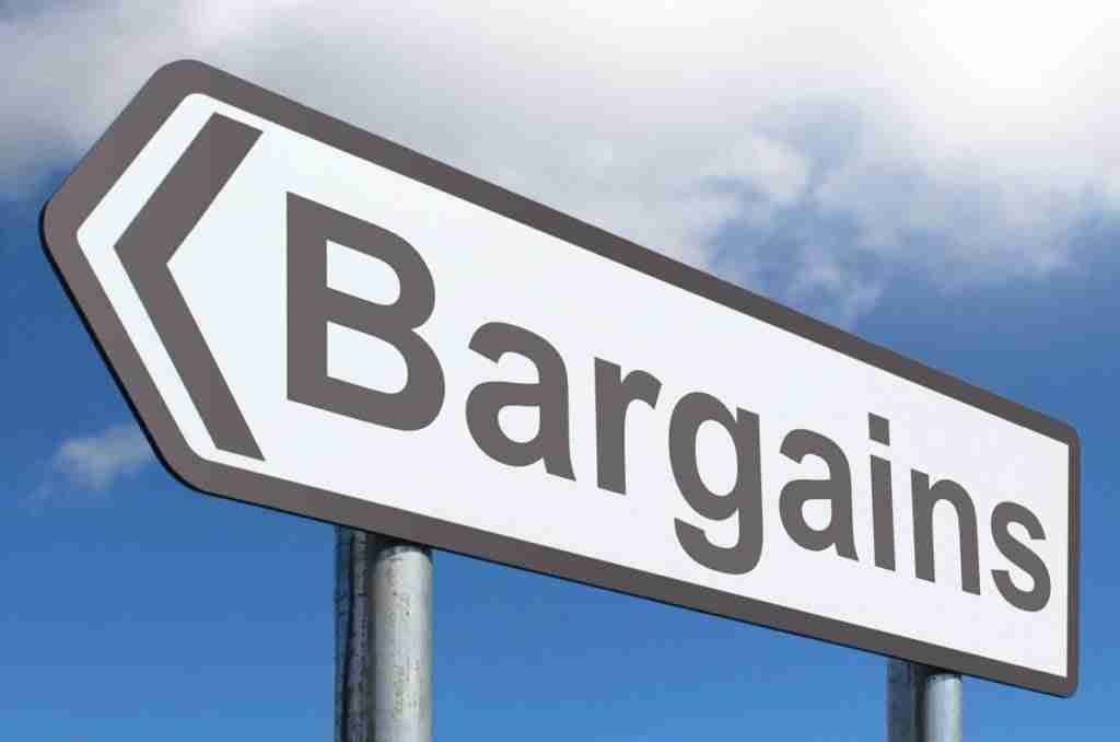 mobile phone bargains road sign