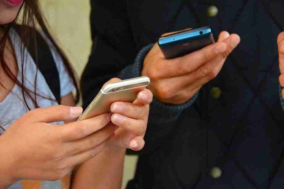 contract mobile phones with bad credit people texting
